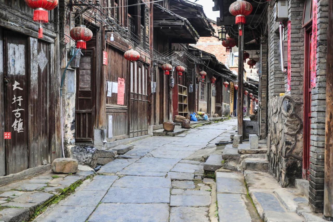 Wing Hotel Guilin- Pedestrian Street Экстерьер фото